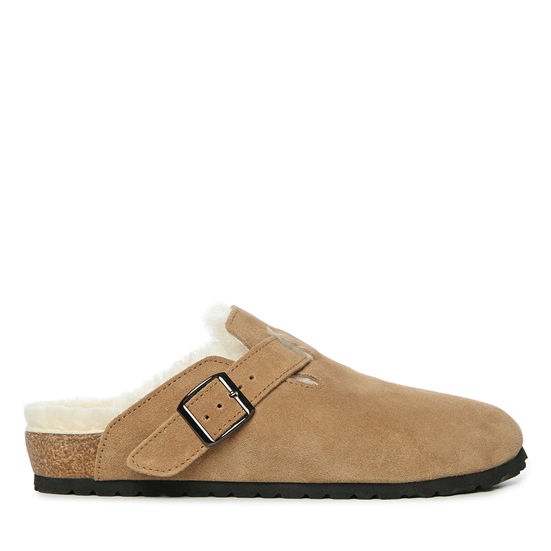 Chestnut / US WOMEN 12 / US MEN 11 / AU LADIES 12 / AU MEN 10 / EU 44 / UK 10