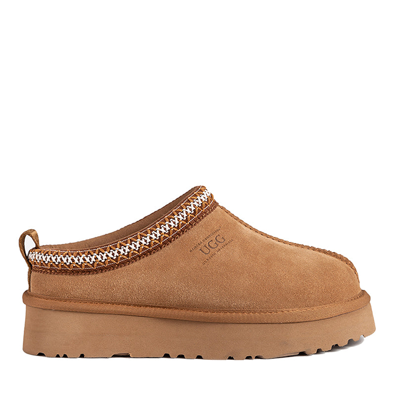 Chestnut / US WOMEN 11 / US MEN 10 / AU LADIES 11 / AU MEN 9 / EU 41 / UK 9