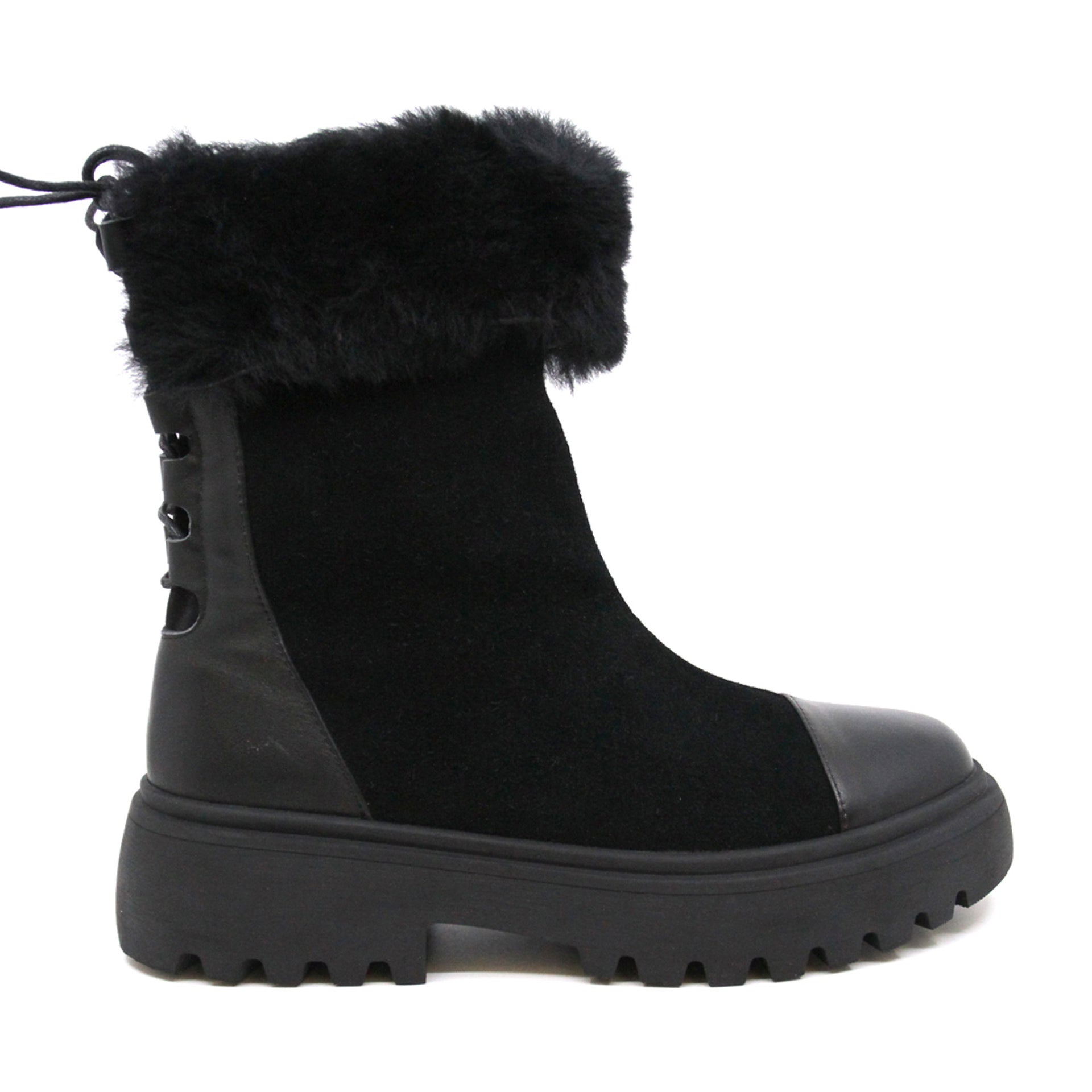 Black / US WOMEN 8 / US MEN 7 / AU LADIES 8 / AU MEN 6 / EU 39 / UK 6