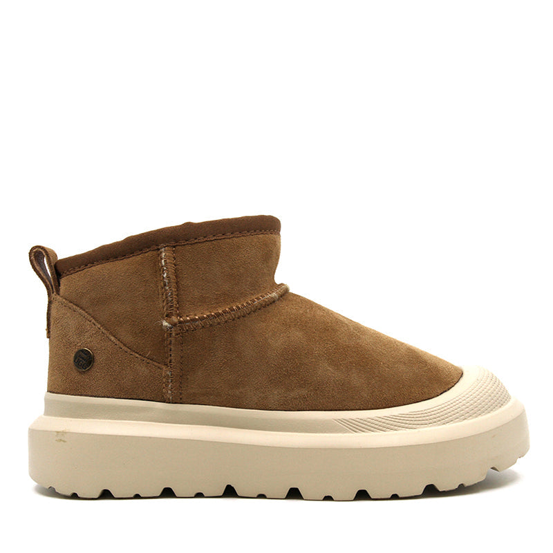 Chestnut / US WOMEN 10 / US MEN 9 / AU LADIES 10 / AU MEN 8 / EU 41 / UK 8