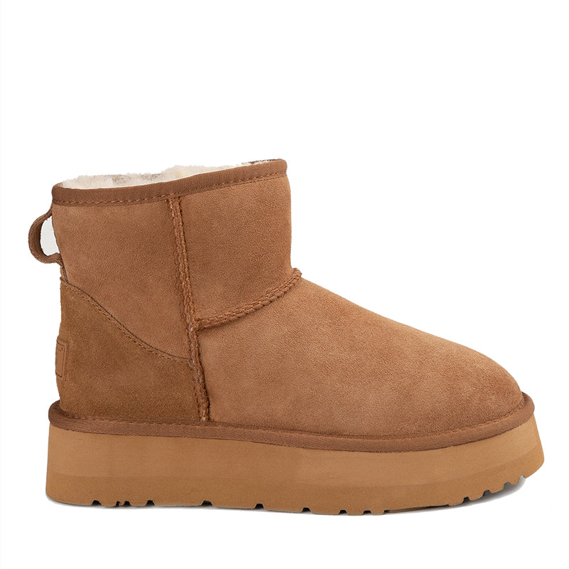 Chestnut / US WOMEN 11 / US MEN 10 / AU LADIES 11 / AU MEN 9 / EU 41 / UK 9