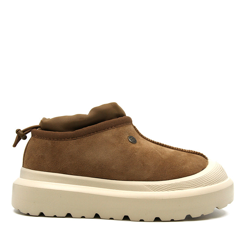 Chestnut / US WOMEN 10 / US MEN 9 / AU LADIES 10 / AU MEN 8 / EU 41 / UK 8