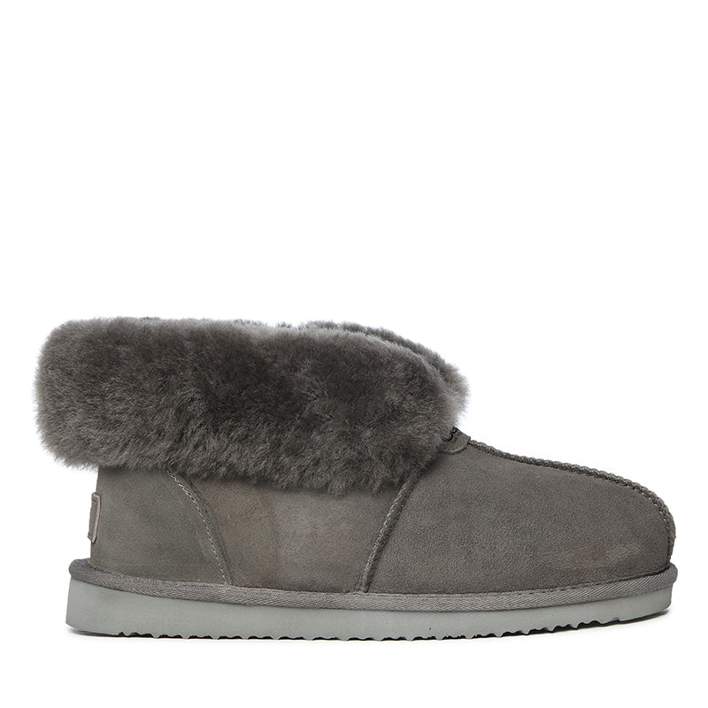 Grey / US WOMEN 13 / US MEN 12 / AU LADIES 13 / AU MEN 11 / EU 45 / UK 11