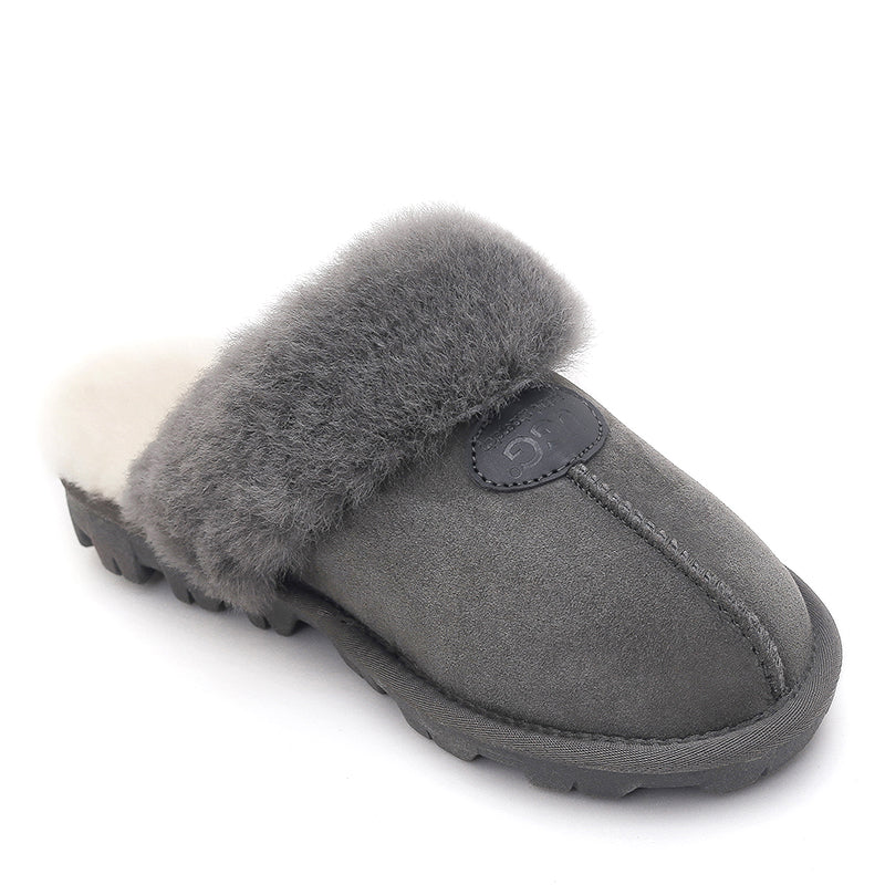 Grey / US WOMEN 10 / US MEN 9 / AU LADIES 10 / AU MEN 8 / EU 42 / UK 8