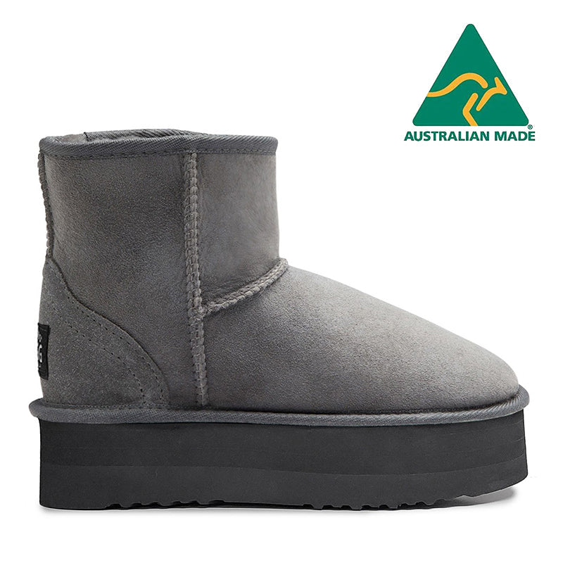 Grey / US WOMEN 10 / US MEN 9 / AU LADIES 10 / AU MEN 8 / EU 41 / UK 8