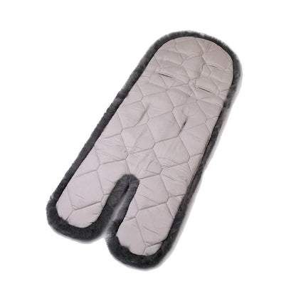  - Traveler Lambskin Stroller Liner - Original UGG Australia Classic