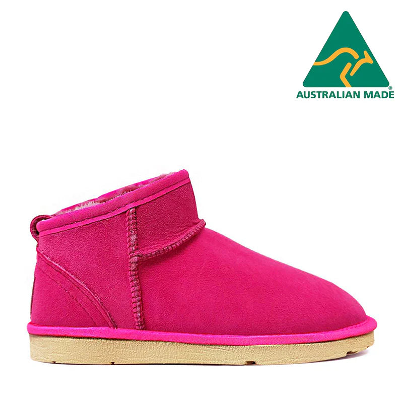 Hot Pink / US WOMEN 11 / US MEN 10 / AU LADIES 11 / AU MEN 9 / EU 42 / UK 9