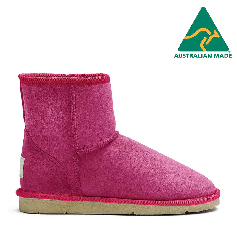 Hot Pink / US WOMEN 11 / US MEN 10 / AU LADIES 11 / AU MEN 9 / EU 42 / UK 9
